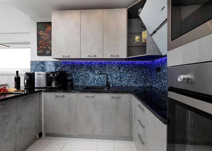 Penthouse By El-pi Tours * Porat (Krk)